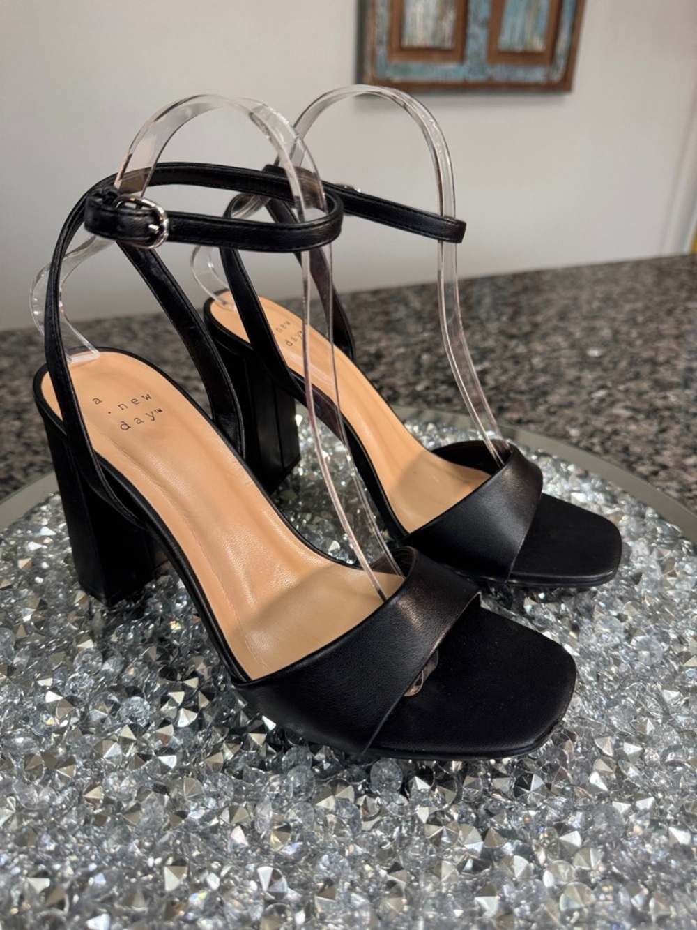 a new day Black Block Heel Strappy Sandals EUC 7 - Picture 4 of 13